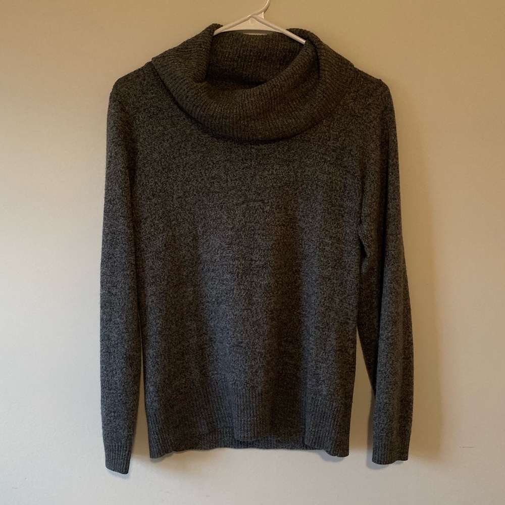 Grey sweater